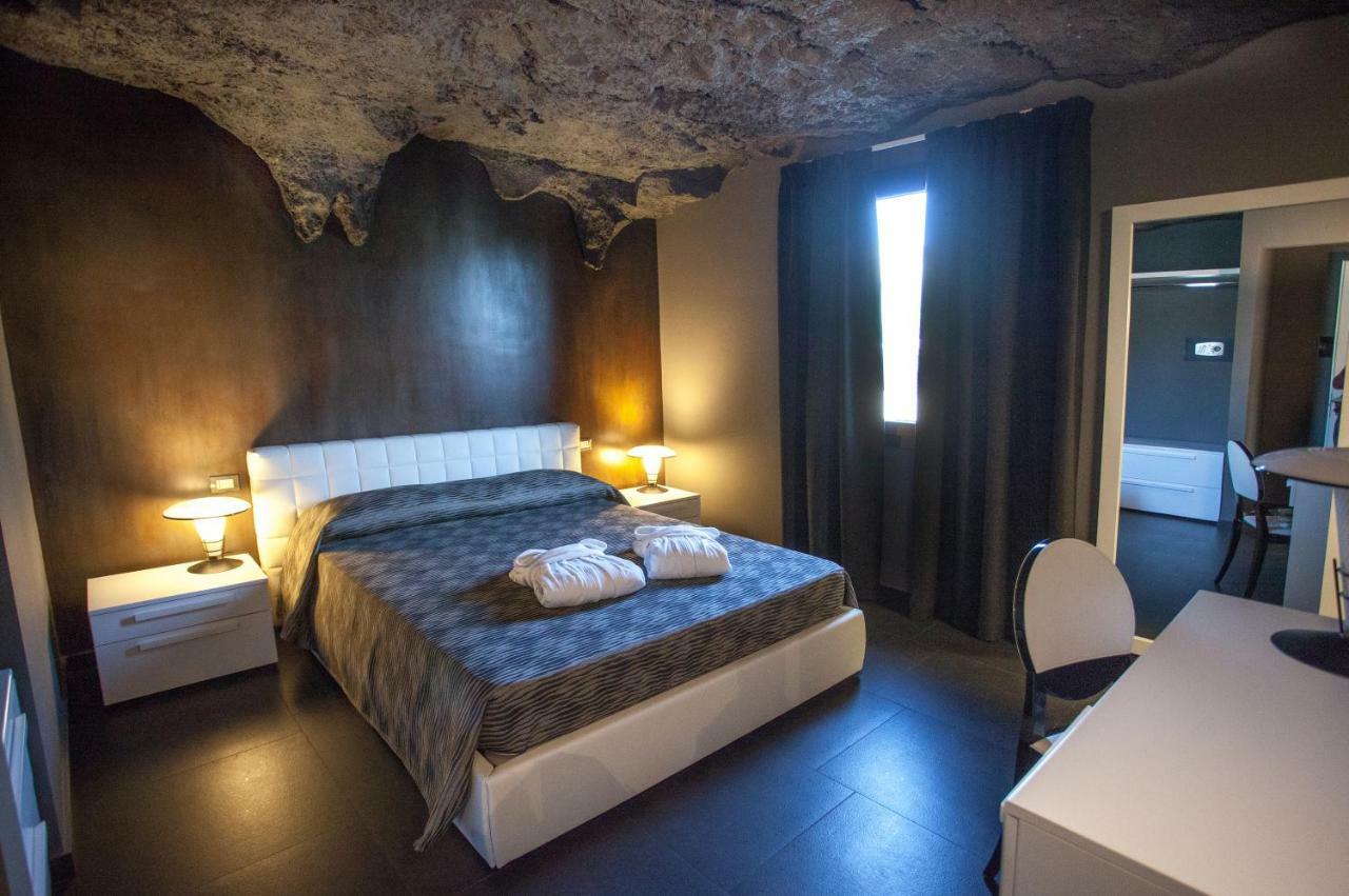 Tra Le Braccia Di Morfeo Bed & Breakfast Terrasini Bagian luar foto