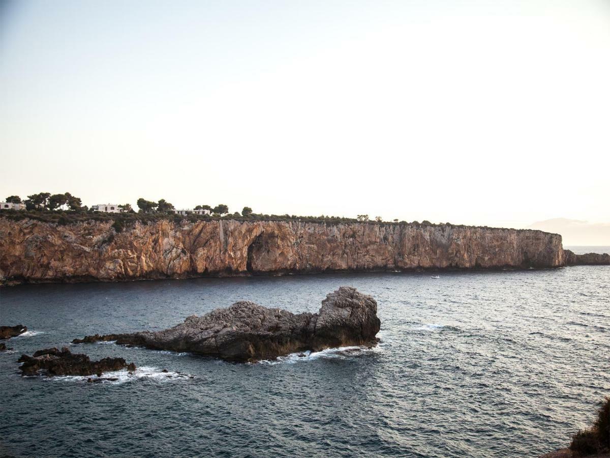 Tra Le Braccia Di Morfeo Bed & Breakfast Terrasini Bagian luar foto